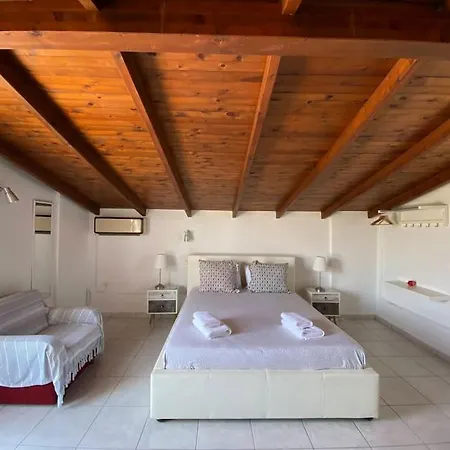 Sun 'n Sand, Dream It In Tatil Evi Possidi