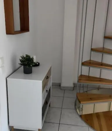 Sun 'n Sand, Dream It In بيت للعطل