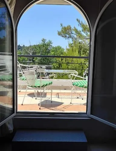 Sun 'n Sand, Dream It In Case de vacanță